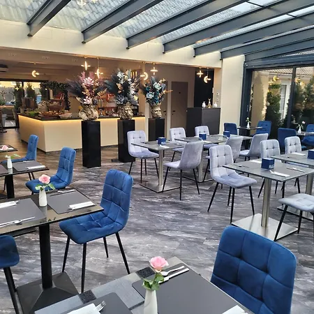 Natalia Am Hotel 4*